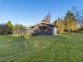 Holiday Home Spurv - 750m from the sea by Interhome, Hals